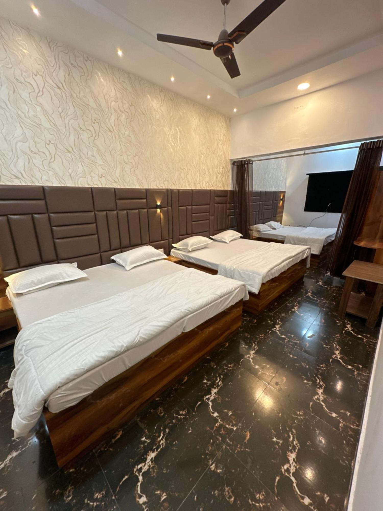 Bed and Breakfast The Bubbles Амрітсар Екстер'єр фото